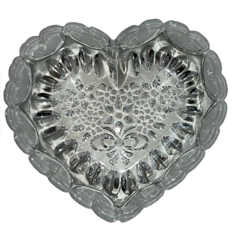 Vintage Hofbauer Byrdes lead crystal heart-shaped trinket dish